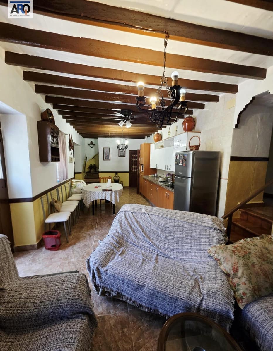 5 bedroom Finca/Country House for sale in Almogia with garage - € 260,000 (Ref: 9978793)