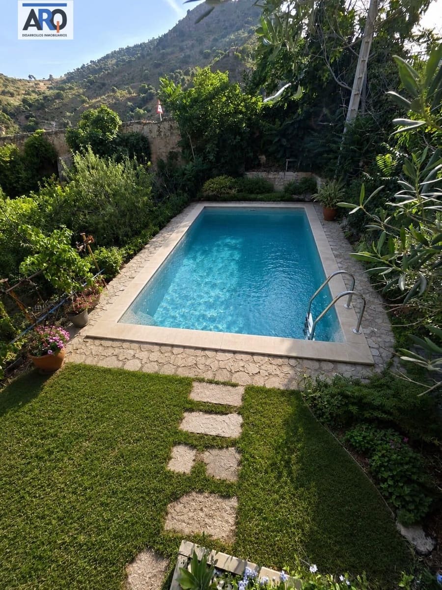 5 bedroom Finca/Country House for sale in Almogia with garage - € 260,000 (Ref: 9978793)