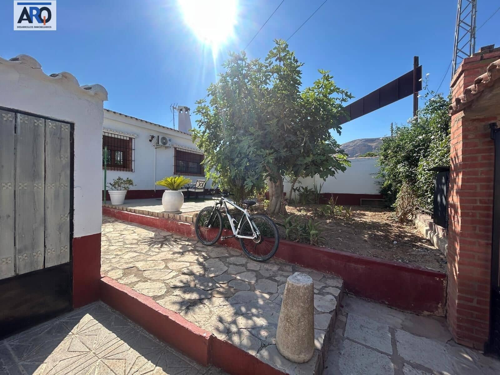 Chalet de 3 habitaciones en Teba en venta con garaje - 380.000 € (Ref: 9978794)
