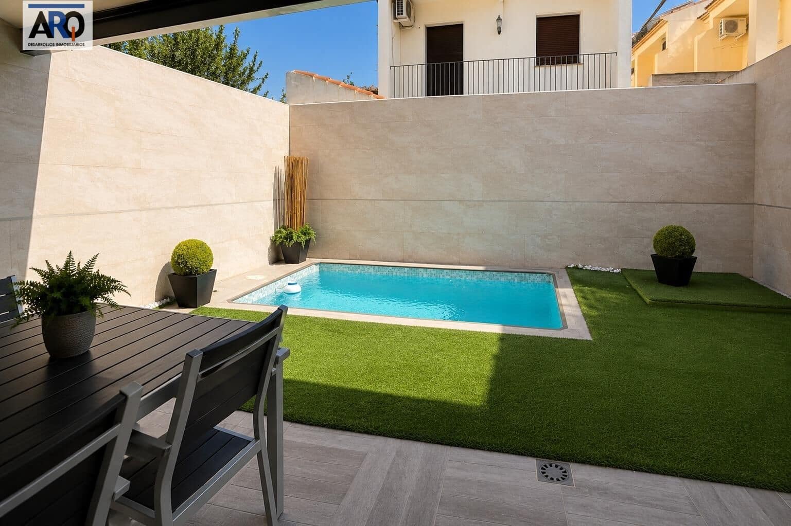 3 soverom Villa til salgs i Humilladero med svømmebasseng garasje - € 295 000 (Ref: 9978796)