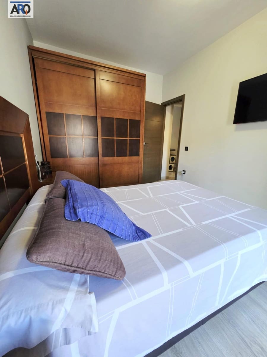 3 soverom Villa til salgs i Humilladero med svømmebasseng garasje - € 295 000 (Ref: 9978796)
