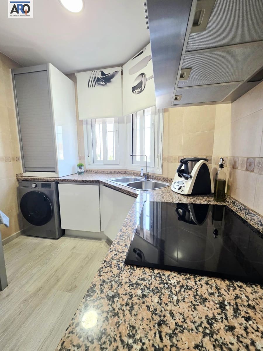 3 soverom Villa til salgs i Humilladero med svømmebasseng garasje - € 295 000 (Ref: 9978796)