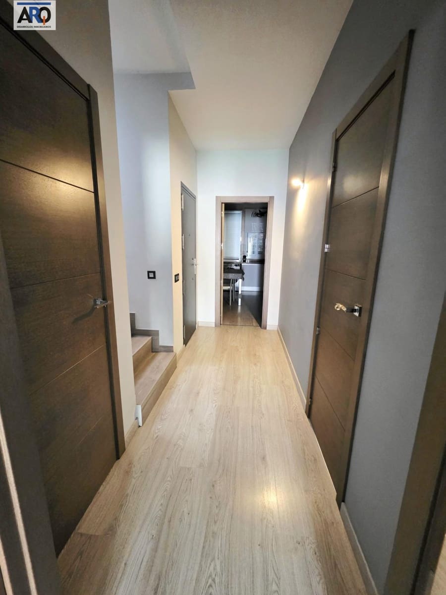 3 soverom Villa til salgs i Humilladero med svømmebasseng garasje - € 295 000 (Ref: 9978796)