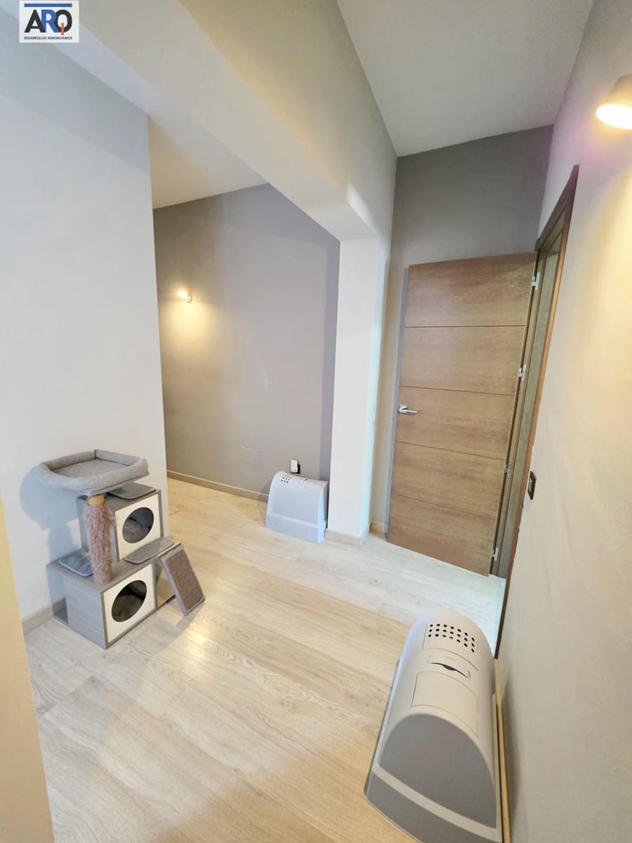 3 soverom Villa til salgs i Humilladero med svømmebasseng garasje - € 295 000 (Ref: 9978796)
