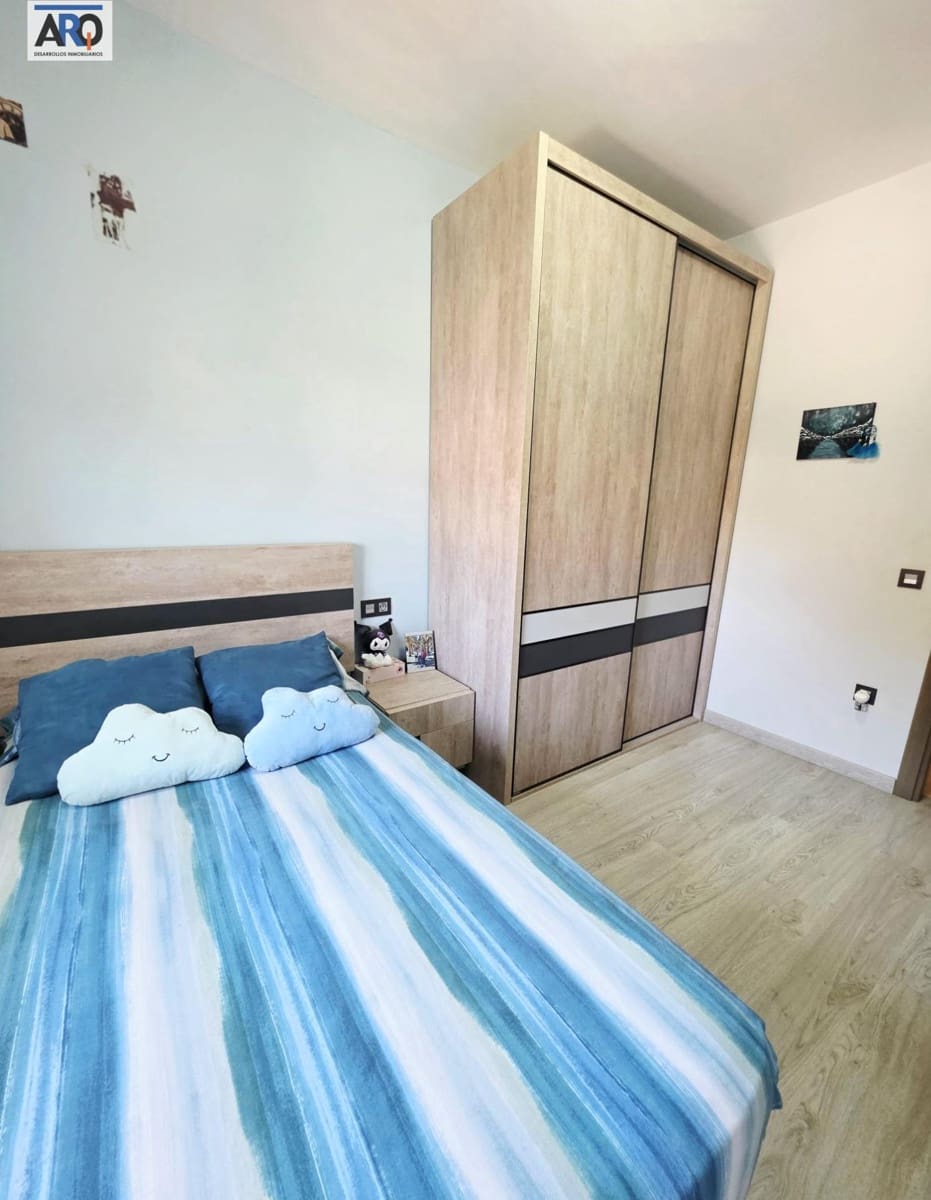 3 soverom Villa til salgs i Humilladero med svømmebasseng garasje - € 295 000 (Ref: 9978796)
