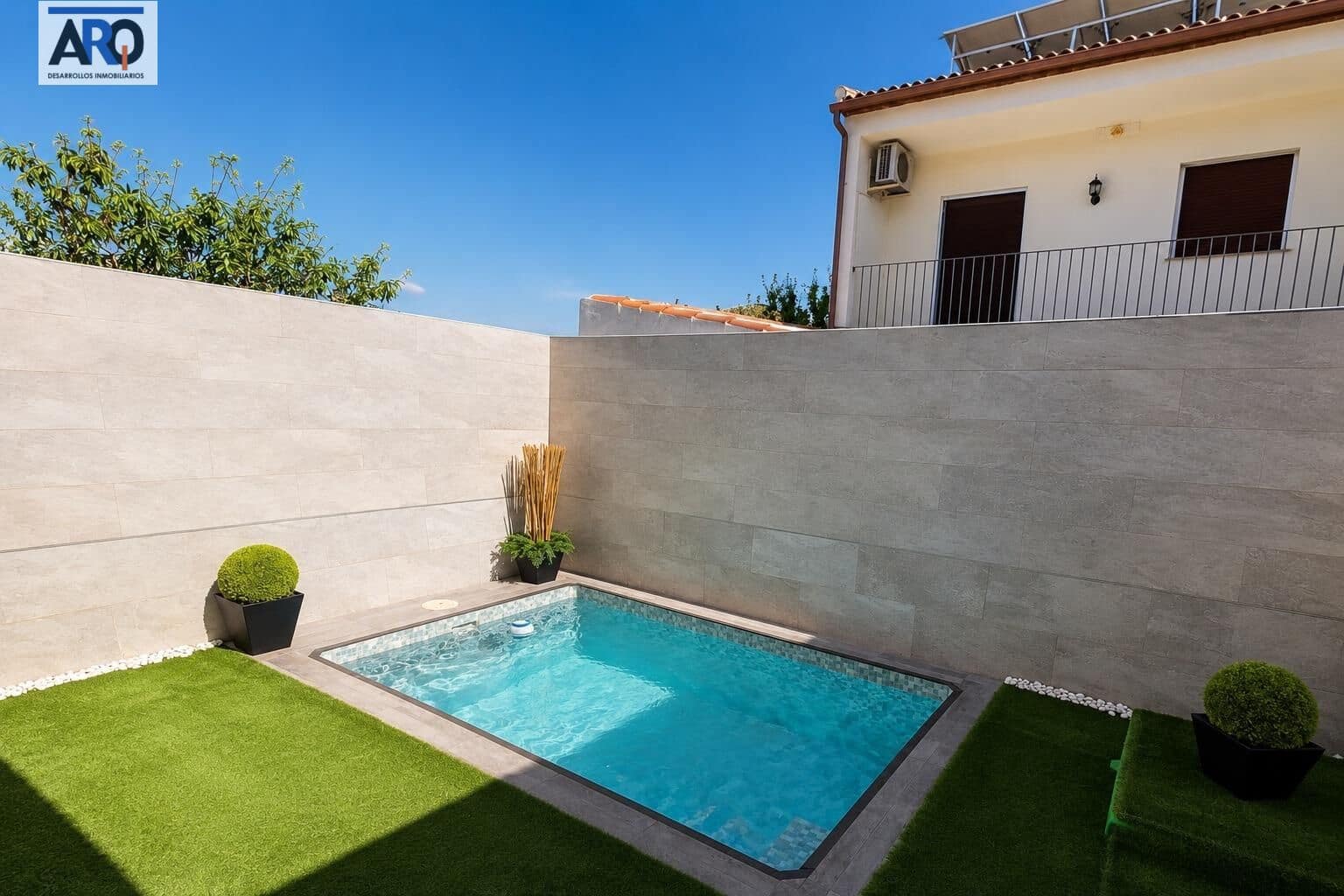 3 soverom Villa til salgs i Humilladero med svømmebasseng garasje - € 295 000 (Ref: 9978796)