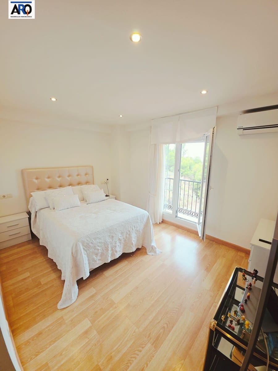 2 Zimmer Wohnung zu verkaufen in Rincon de la Victoria mit Pool Garage - 362.000 € (Ref: 9978797)