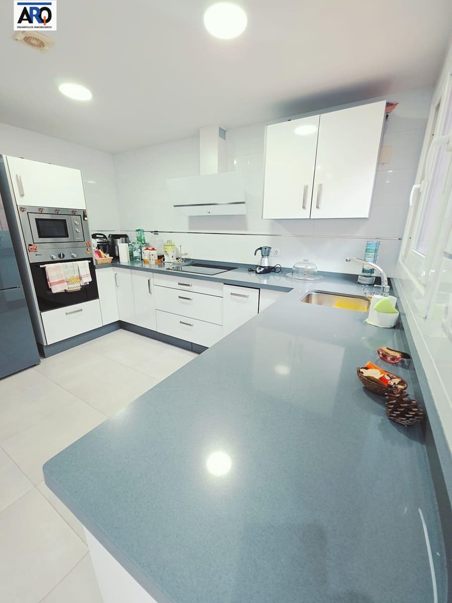 2 Zimmer Wohnung zu verkaufen in Rincon de la Victoria mit Pool Garage - 362.000 € (Ref: 9978797)