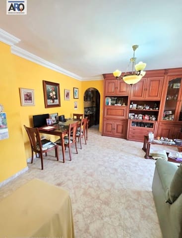 3 soveværelse Lejlighed til salg i Puerto de la Torre, Málaga by - € 350.000 (Ref: 9978799)
