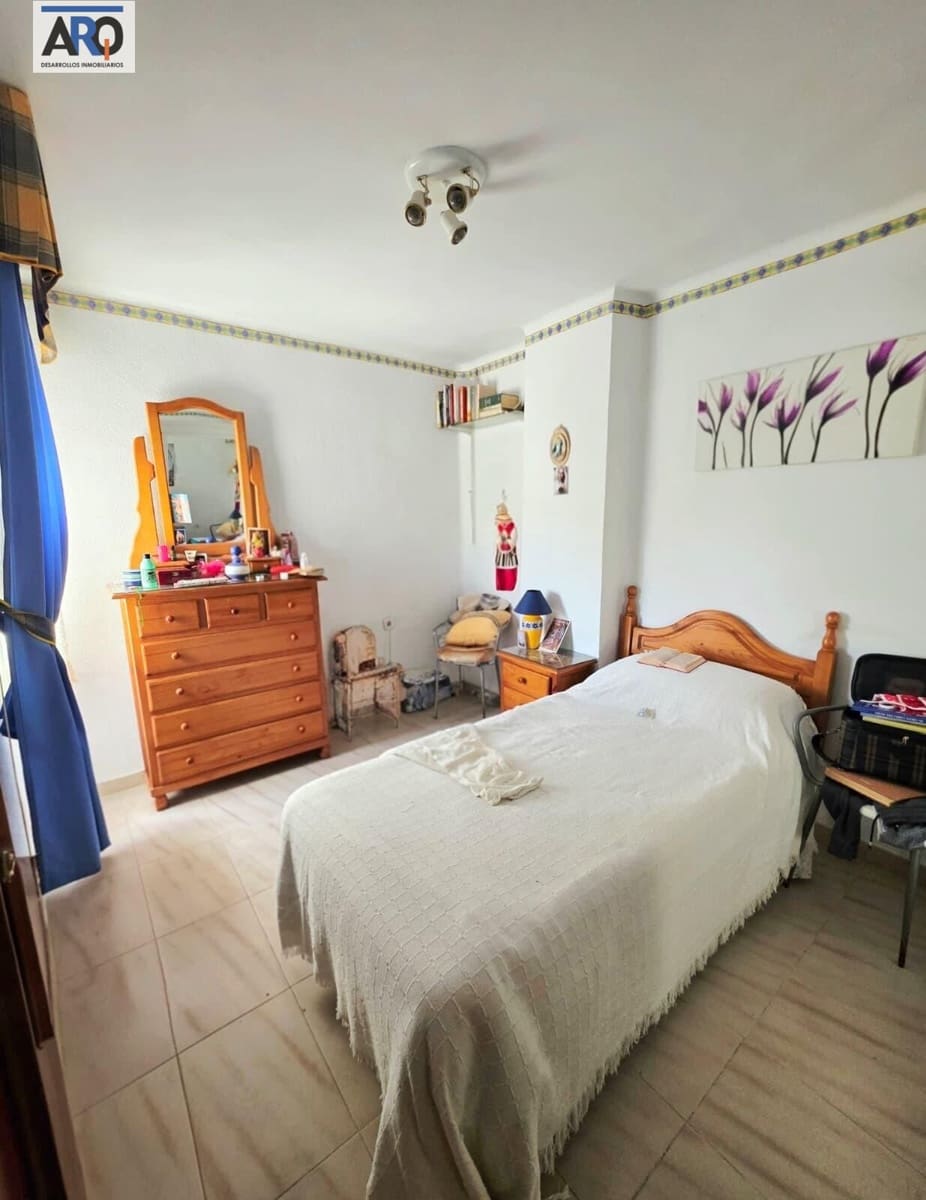 3 soveværelse Lejlighed til salg i Puerto de la Torre - € 350.000 (Ref: 9978799)