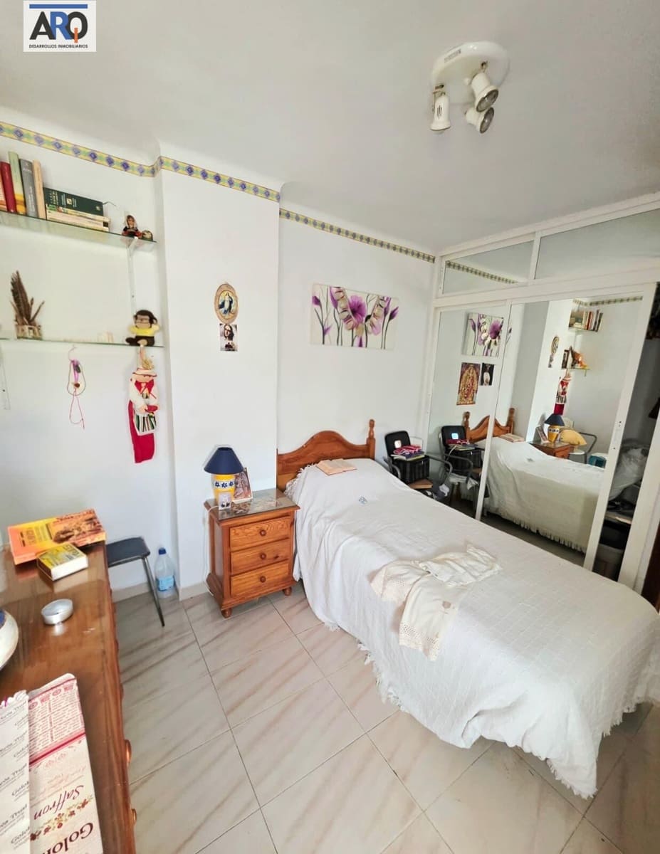3 soveværelse Lejlighed til salg i Puerto de la Torre - € 350.000 (Ref: 9978799)
