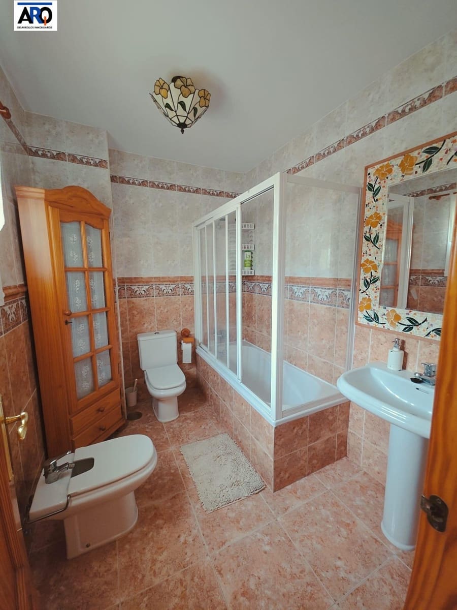 5 soveværelse Villa til salg i Rincon de la Victoria med swimmingpool garage - € 1.150.000 (Ref: 9978801)