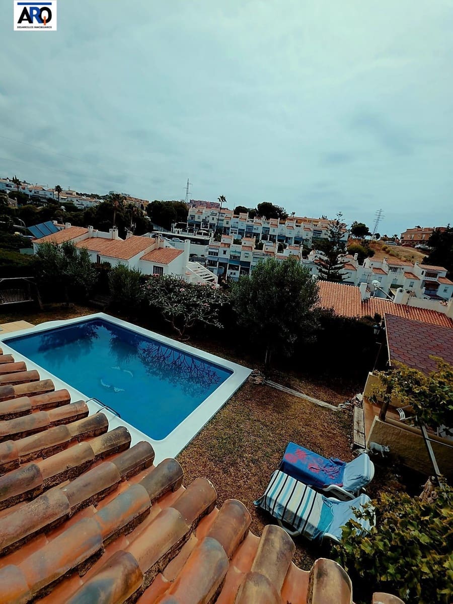 5 soveværelse Villa til salg i Rincon de la Victoria med swimmingpool garage - € 1.150.000 (Ref: 9978801)