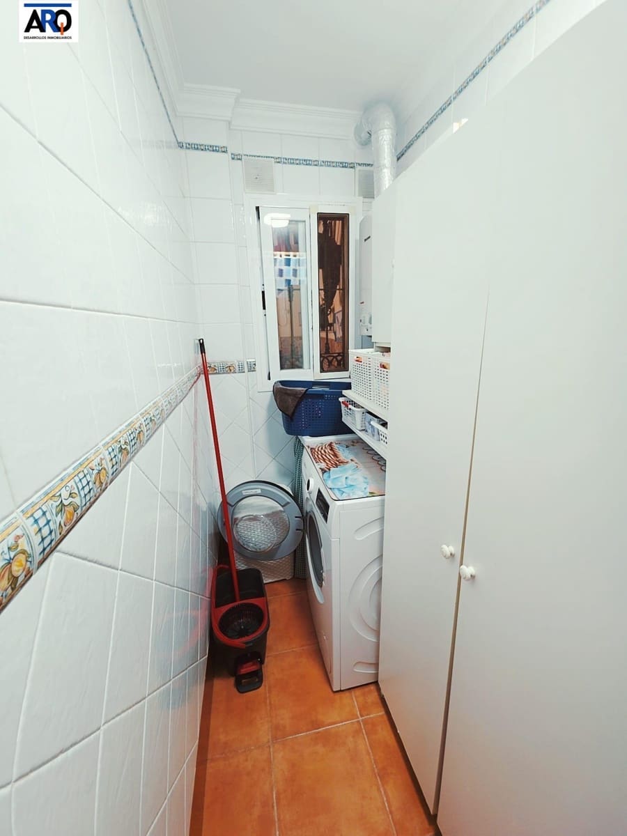 5 soveværelse Villa til salg i Rincon de la Victoria med swimmingpool garage - € 1.150.000 (Ref: 9978801)