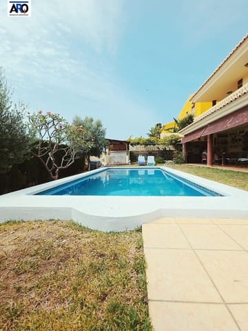 5 soveværelse Villa til salg i Rincón de la Victoria med swimmingpool garage - € 1.150.000 (Ref: 9978801)