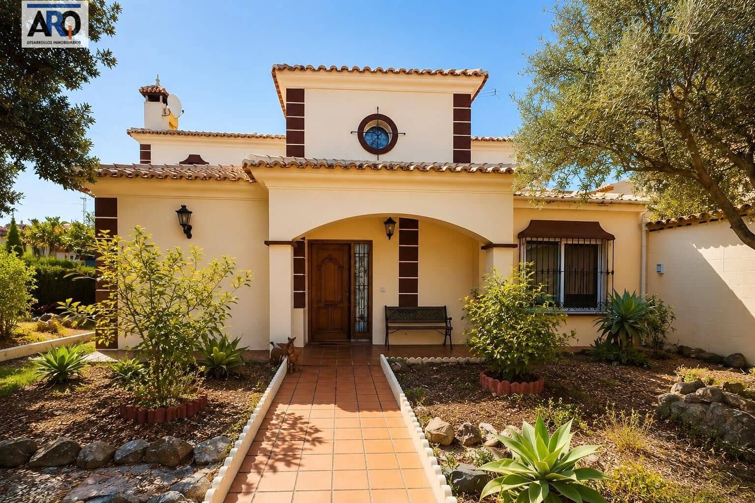 5 soveværelse Villa til salg i Rincon de la Victoria med swimmingpool garage - € 1.150.000 (Ref: 9978801)