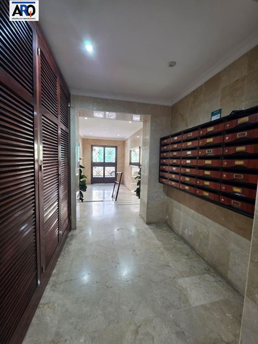 4 sovrum Lägenhet till salu i Malaga stad med garage - 642 500 € (Ref: 9978804)
