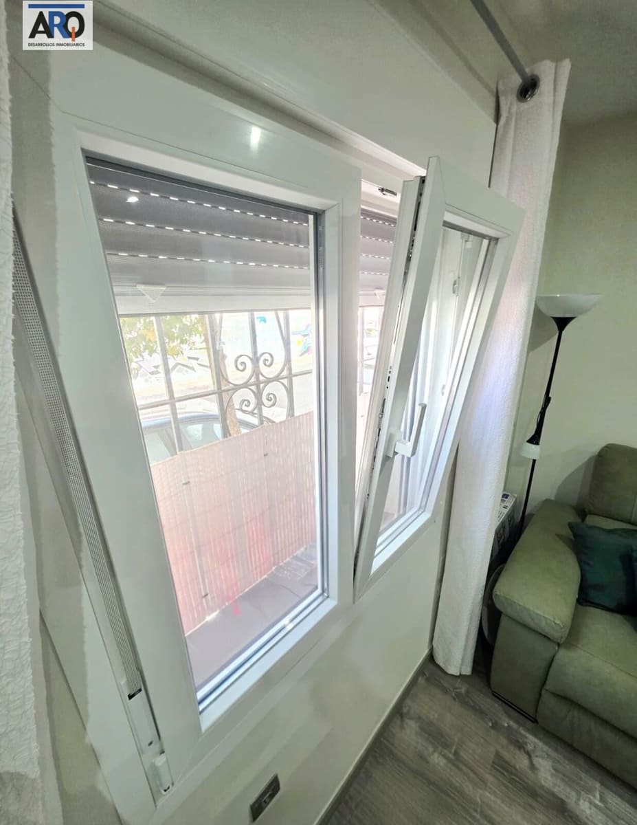 3 slaapkamer Appartement te koop in Malaga stad - € 285.000 (Ref: 9978805)