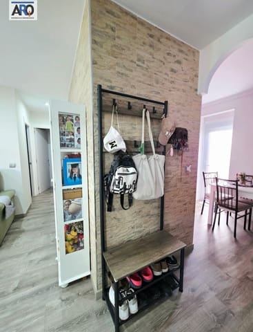 3 slaapkamer Appartement te koop in Ciudad Jardín, Málaga stad - € 285.000 (Ref: 9978805)