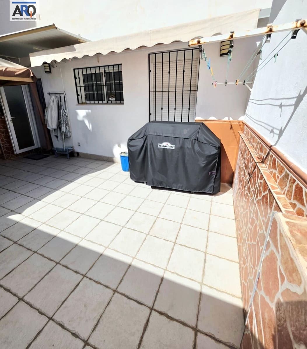 3 slaapkamer Appartement te koop in Malaga stad - € 285.000 (Ref: 9978805)