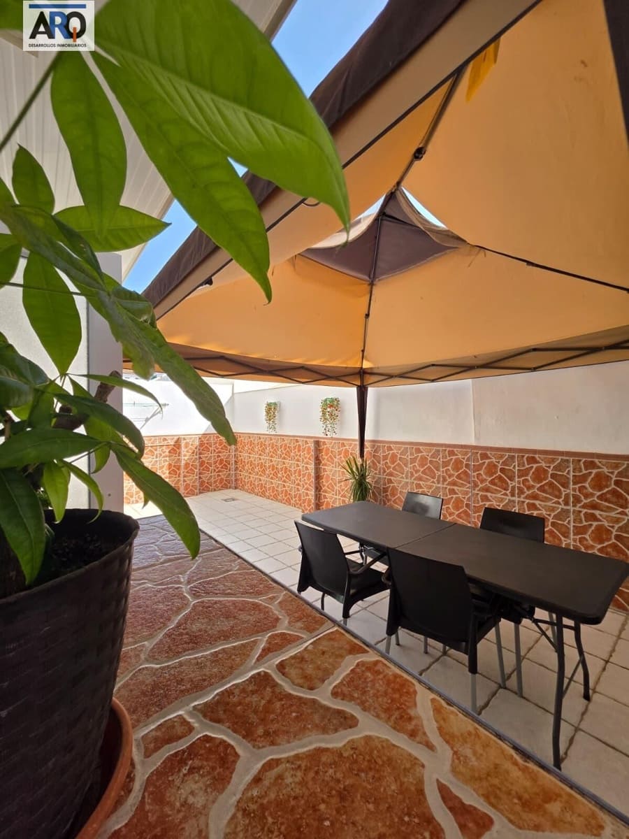 3 slaapkamer Appartement te koop in Malaga stad - € 285.000 (Ref: 9978805)
