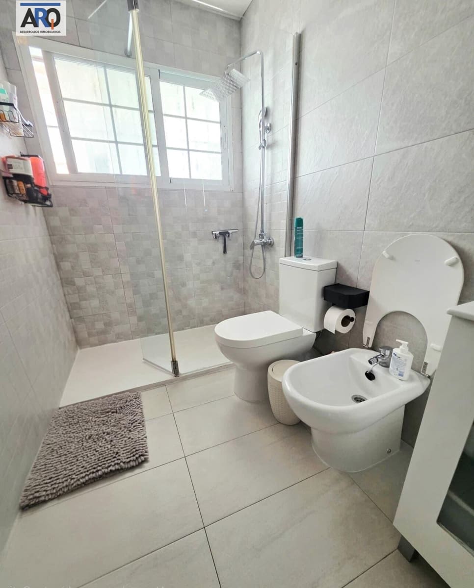 3 slaapkamer Appartement te koop in Malaga stad - € 285.000 (Ref: 9978805)