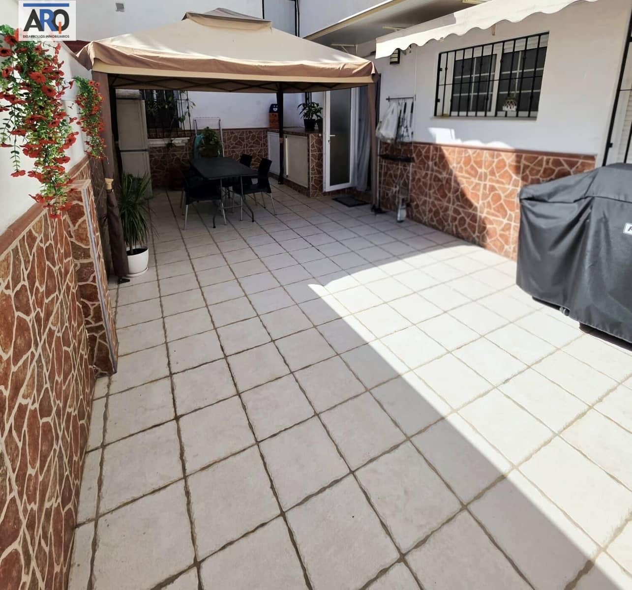 3 slaapkamer Appartement te koop in Malaga stad - € 285.000 (Ref: 9978805)
