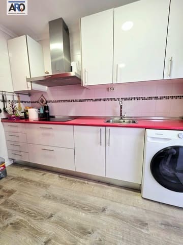 3 chambre Appartement à vendre à Ciudad Jardín, Malaga ville - 269 000 € (Ref: 9978805)