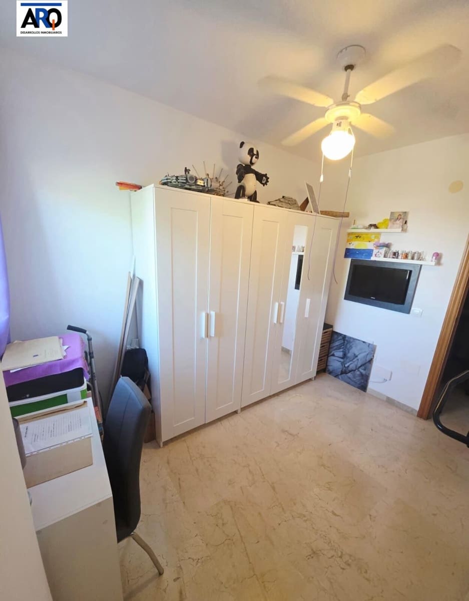 3 quarto Apartamento para venda em Rincon de la Victoria com piscina garagem - 350 000 € (Ref: 9998789)
