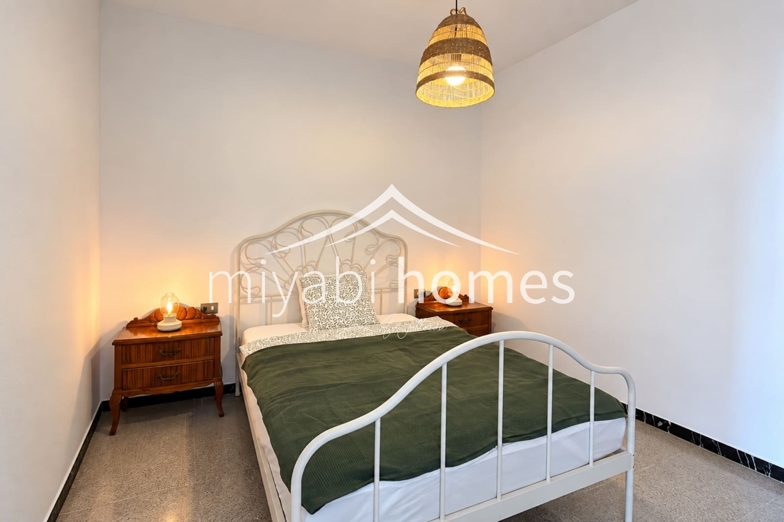Piso de 2 habitaciones en Telde en alquiler - 1.100 € (Ref: 10072695)