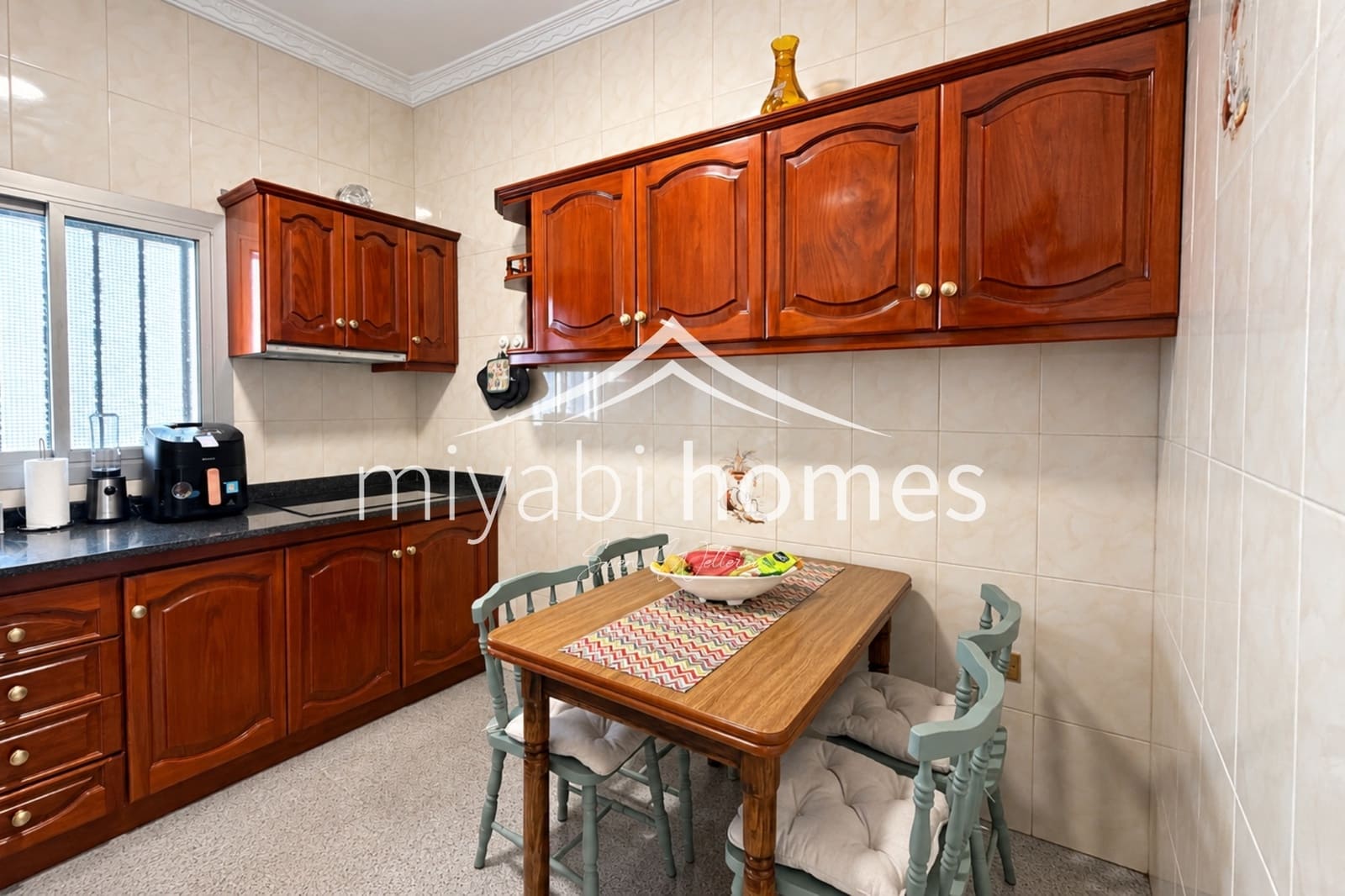 Piso de 2 habitaciones en Telde en alquiler - 1.100 € (Ref: 10072695)