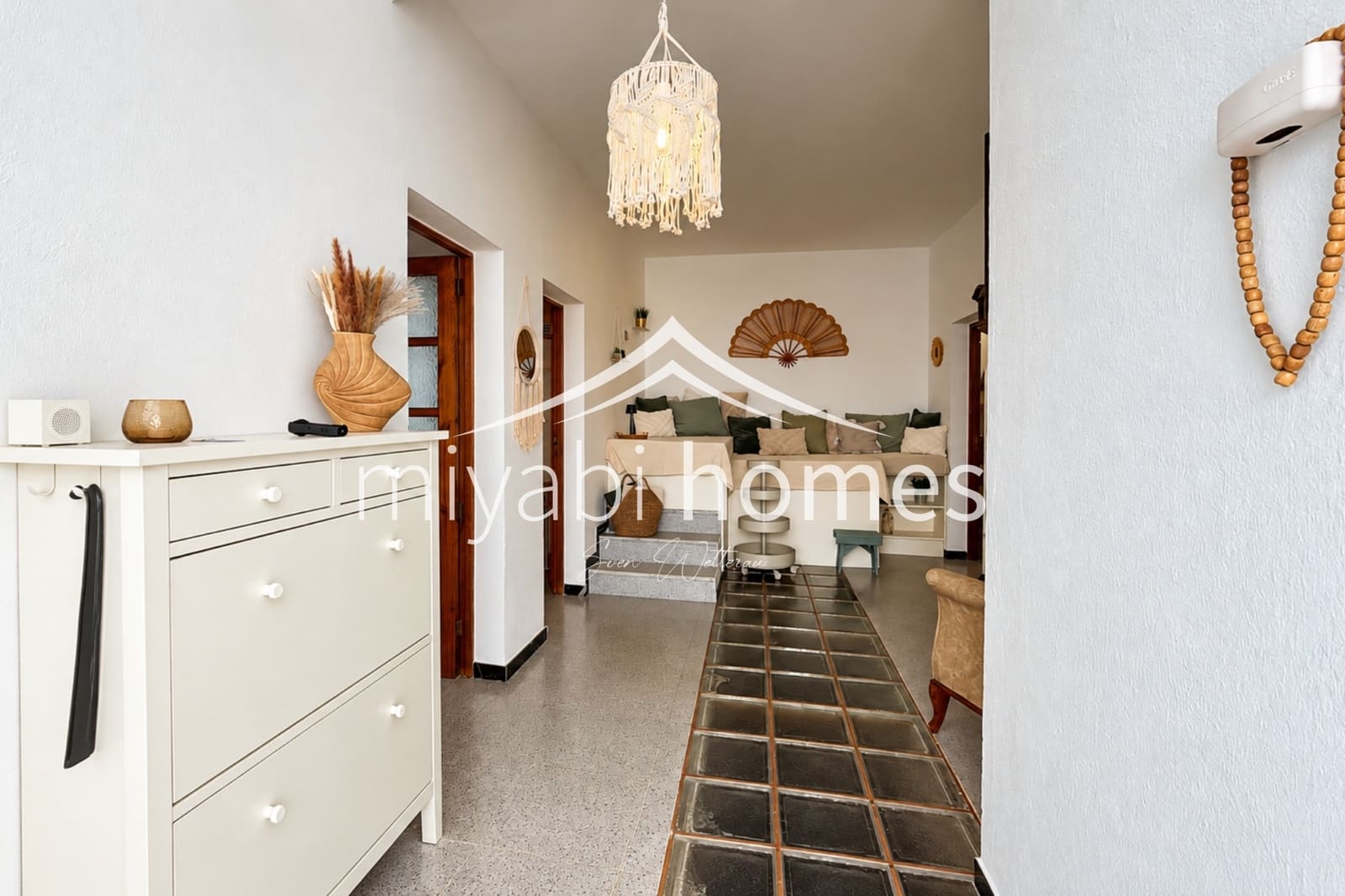Piso de 2 habitaciones en Telde en alquiler - 1.100 € (Ref: 10072695)