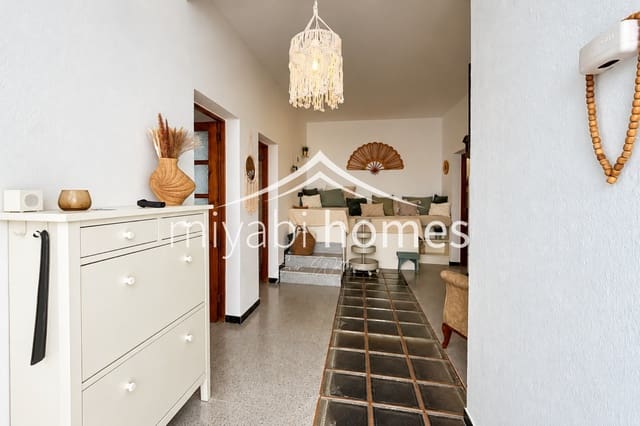 Piso de 2 habitaciones en Telde en alquiler - 1.100 € (Ref: 10072695)