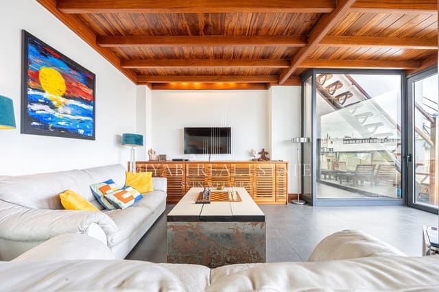 3 chambre Penthouse à vendre à Las Palmas de Gran Canaria - 820 000 € (Ref: 9409668)