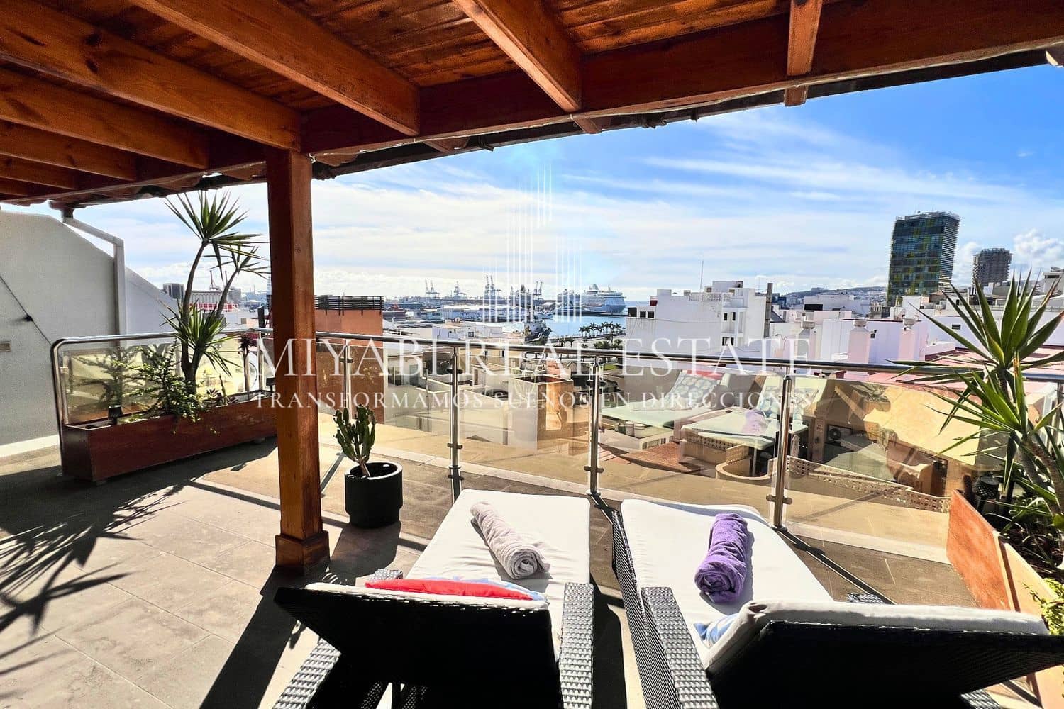 3 slaapkamer Penthouse te koop in Las Palmas de Gran Canaria - € 820.000 (Ref: 9409668)