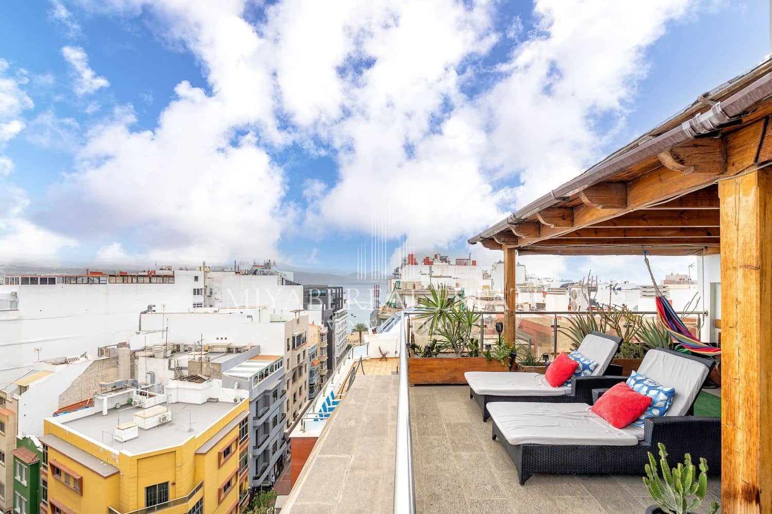 3 slaapkamer Penthouse te koop in Las Palmas de Gran Canaria - € 820.000 (Ref: 9409668)