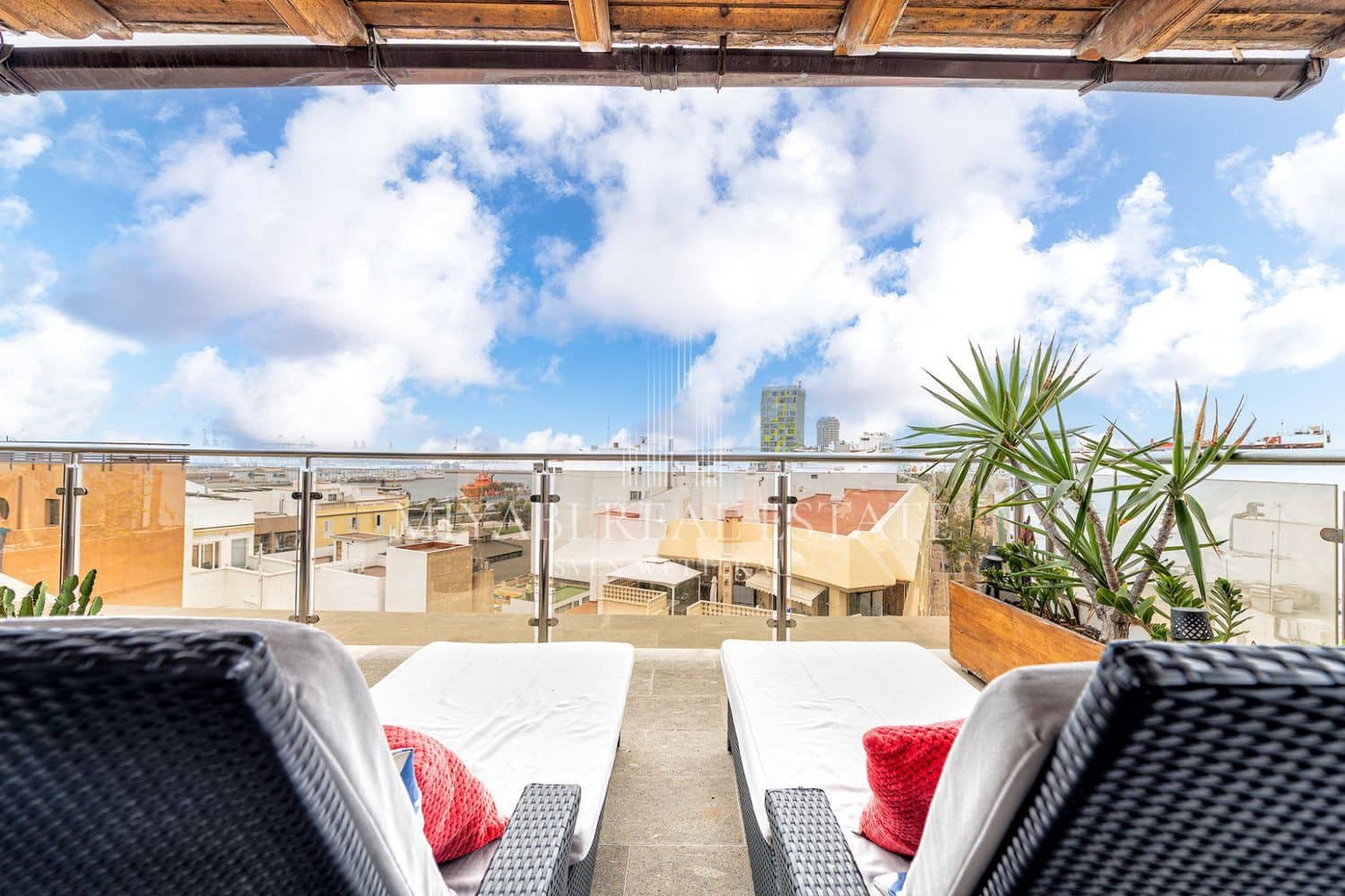 3 slaapkamer Penthouse te koop in Las Palmas de Gran Canaria - € 820.000 (Ref: 9409668)