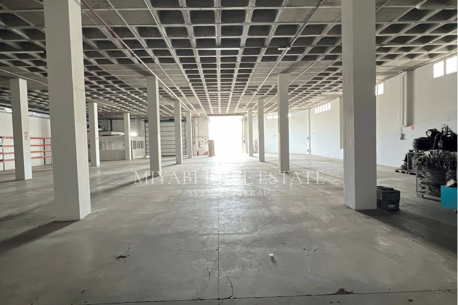 Erhverv til leje i El Tablero - € 6.000 (Ref: 9409669)