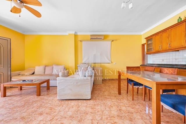 6 chambre Villa/Maison à vendre à El Salobre, San Bartolomé de Tirajana avec piscine - 950 000 € (Ref: 9410945)