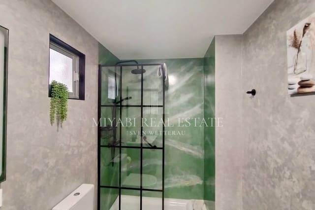 1 slaapkamer Flat te koop in Playa del Inglés, San Bartolomé de Tirajana met zwembad - € 280.000 (Ref: 9415894)