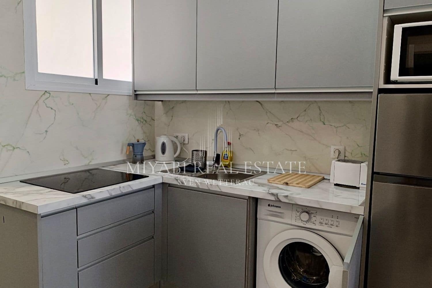 2 slaapkamer Flat te koop in Playa del Ingles met zwembad - € 320.000 (Ref: 9415895)