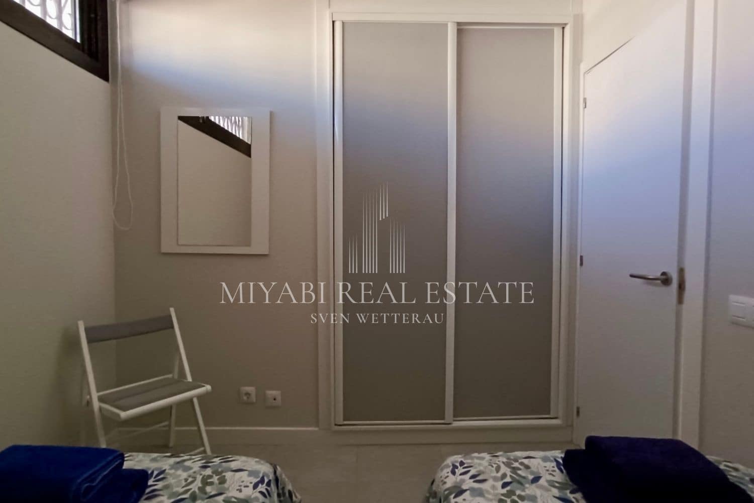 2 slaapkamer Flat te koop in Playa del Ingles met zwembad - € 320.000 (Ref: 9415895)