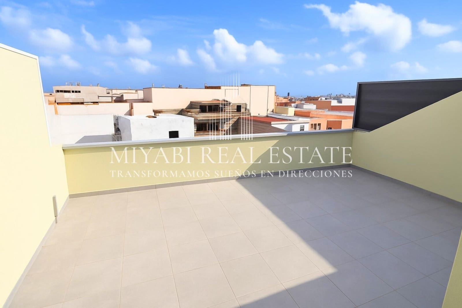 3 soveværelse Penthouse til salg i Santa Lucia de Tirajana - € 249.000 (Ref: 9415896)