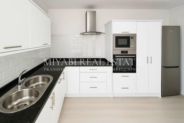 3 soveværelse Penthouse til salg i Santa Lucía de Tirajana - € 249.000 (Ref: 9415896)