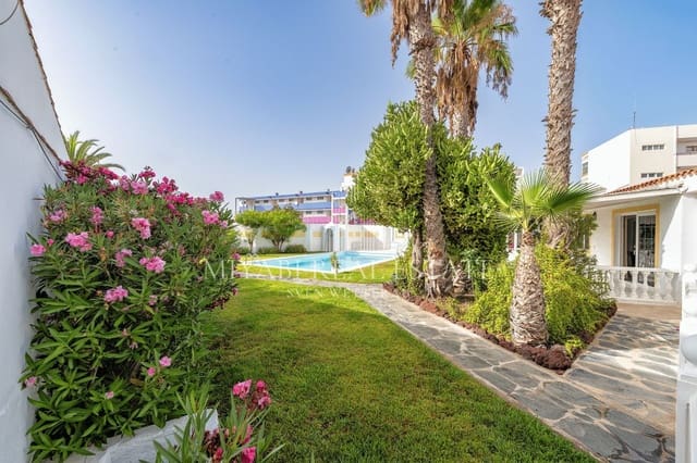 7 slaapkamer Villa te koop in Playa del Inglés, San Bartolomé de Tirajana met garage - € 1.535.000 (Ref: 9416177)