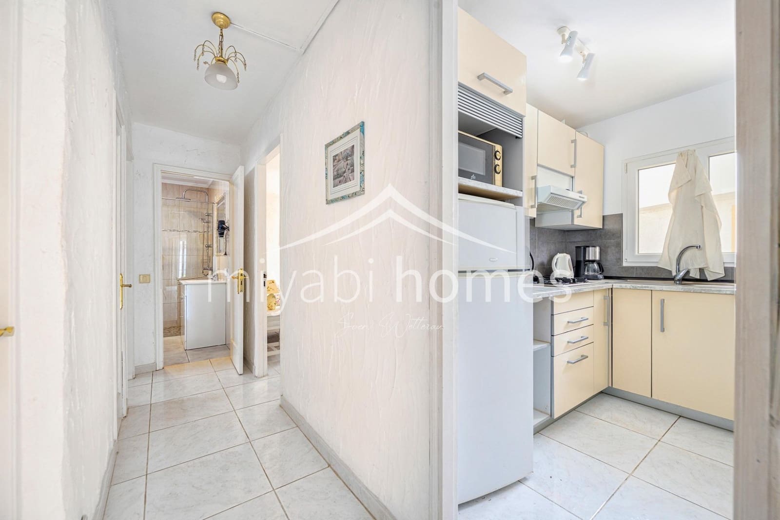 7 bedroom Bungalow for sale in Playa del Ingles with garage - € 1,450,000 (Ref: 9416177)