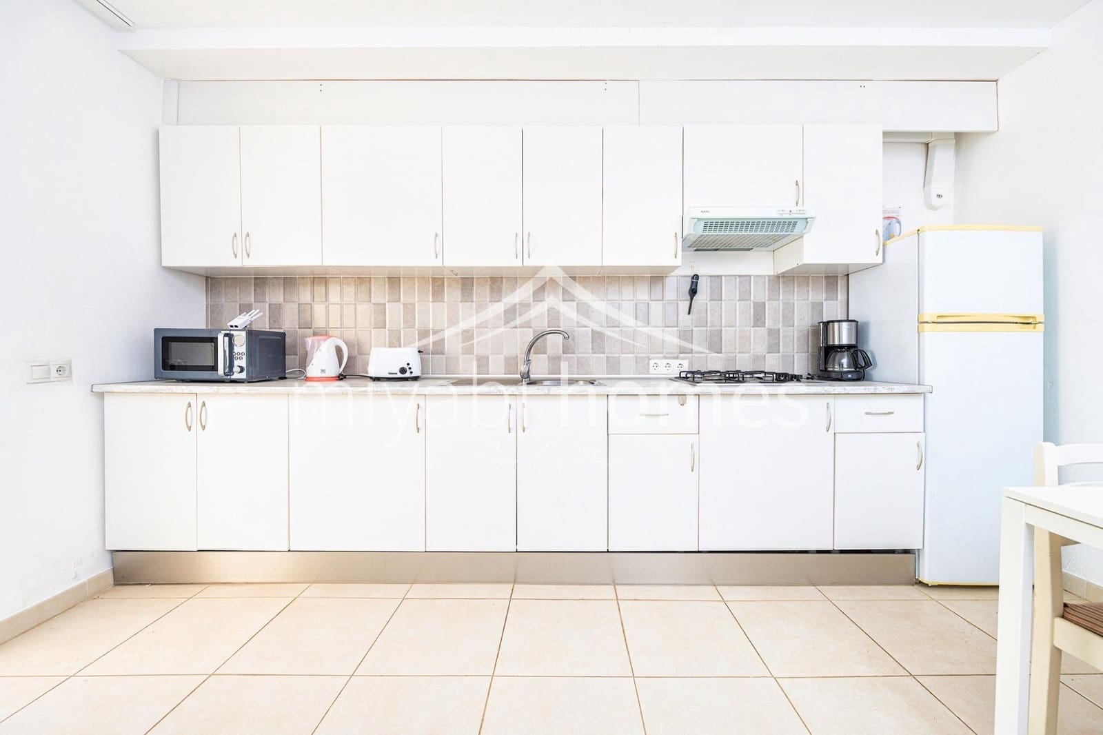 7 bedroom Bungalow for sale in Playa del Ingles with garage - € 1,450,000 (Ref: 9416177)