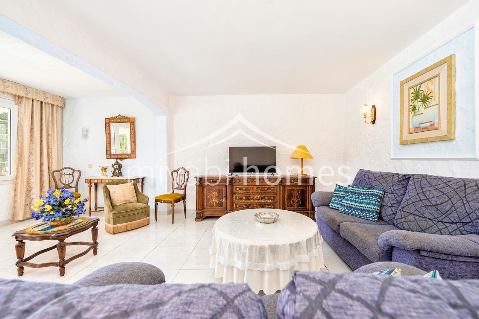 7 bedroom Bungalow for sale in Playa del Ingles with garage - € 1,450,000 (Ref: 9416177)