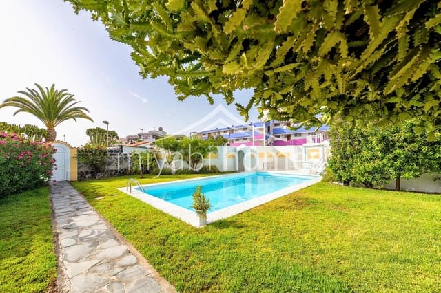 7 makuuhuone Bungalow myytävänä paikassa Playa del Inglés, San Bartolomé de Tirajana mukana 
autotalli - 1 450 000 € (Ref: 9416177)