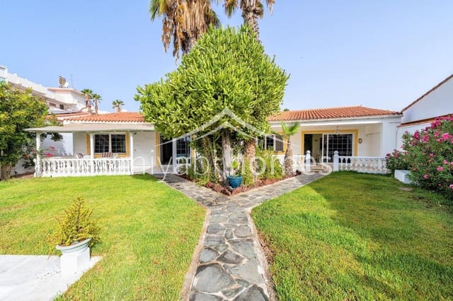 7 makuuhuone Bungalow myytävänä paikassa Playa del Inglés, San Bartolomé de Tirajana mukana 
autotalli - 1 450 000 € (Ref: 9416177)